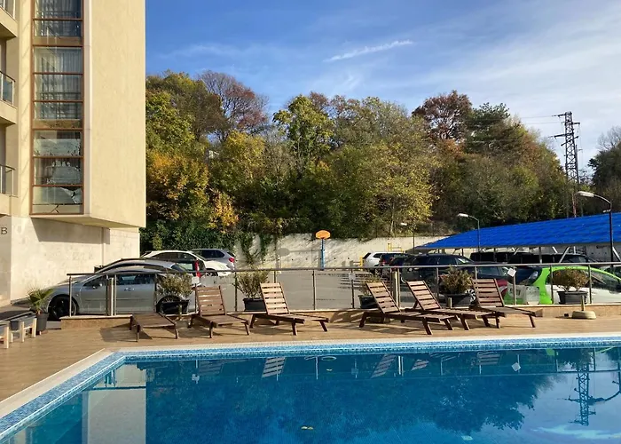 아파트 Botanica Prime